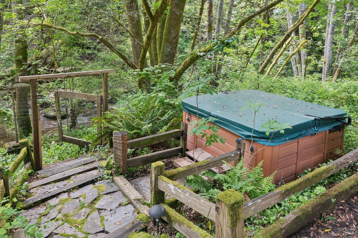 Detail Gallery Image 67 of 89 For 6601 Sir Francis Drake Blvd, Forest Knolls,  CA 94933 - 3 Beds | 2/1 Baths