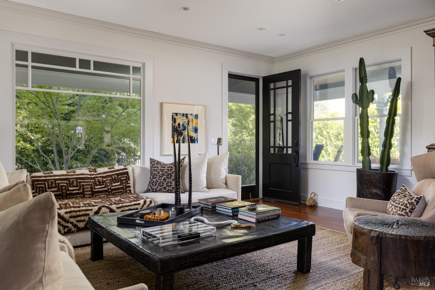 Detail Gallery Image 13 of 51 For 1331 Stockton St, Saint Helena,  CA 94574 - 3 Beds | 2/1 Baths