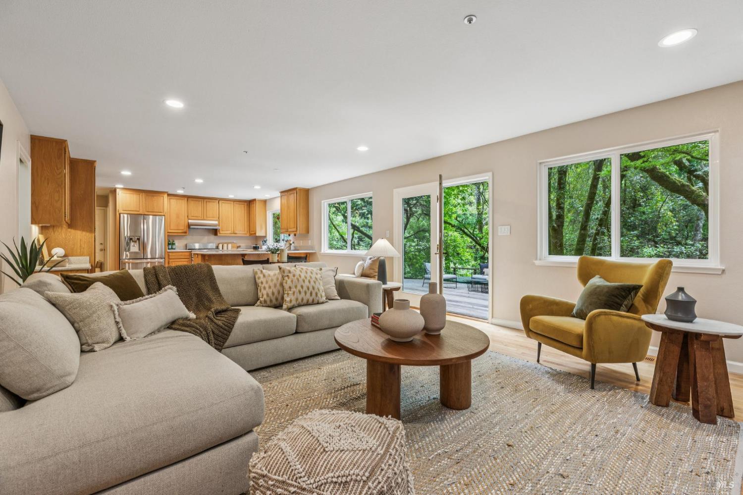 Detail Gallery Image 32 of 89 For 6601 Sir Francis Drake Blvd, Forest Knolls,  CA 94933 - 3 Beds | 2/1 Baths