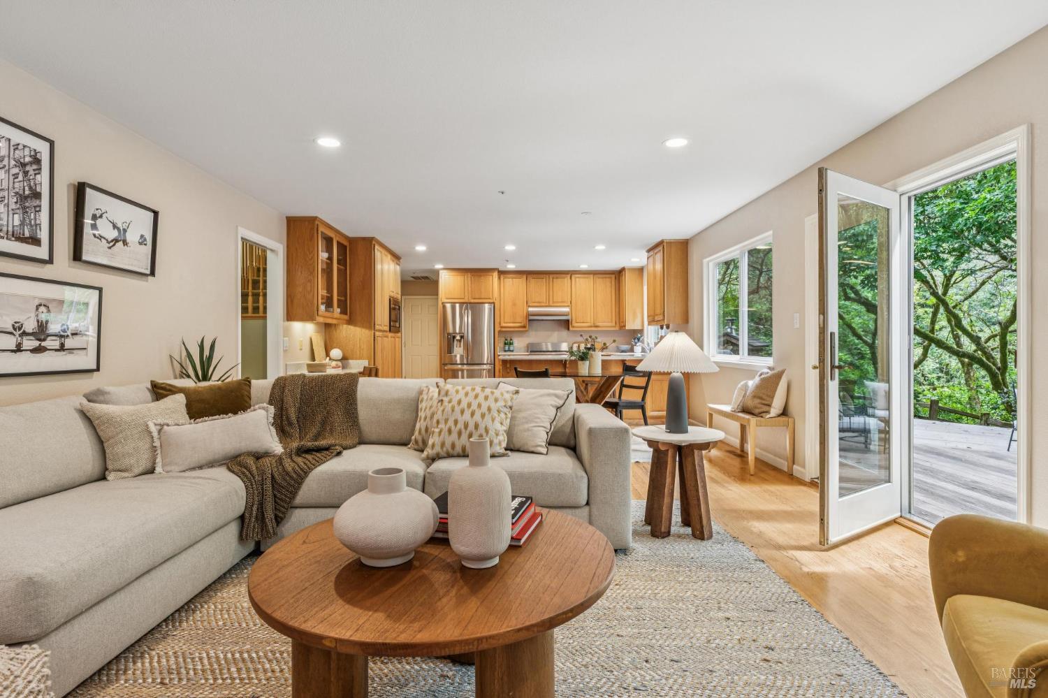 Detail Gallery Image 34 of 89 For 6601 Sir Francis Drake Blvd, Forest Knolls,  CA 94933 - 3 Beds | 2/1 Baths