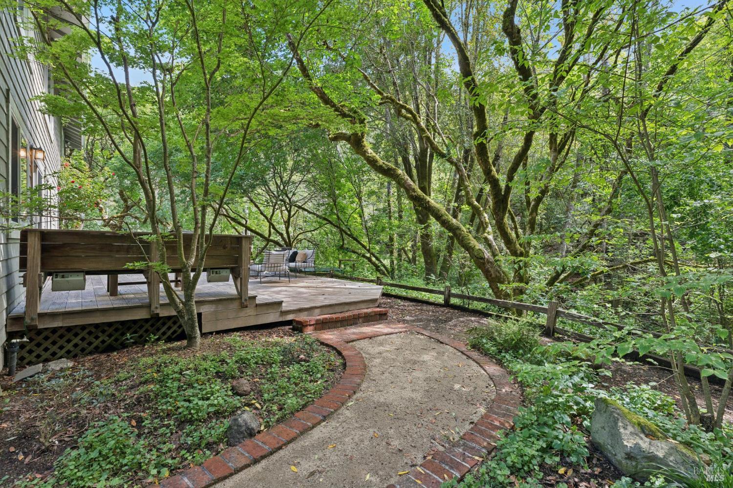 Detail Gallery Image 64 of 89 For 6601 Sir Francis Drake Blvd, Forest Knolls,  CA 94933 - 3 Beds | 2/1 Baths