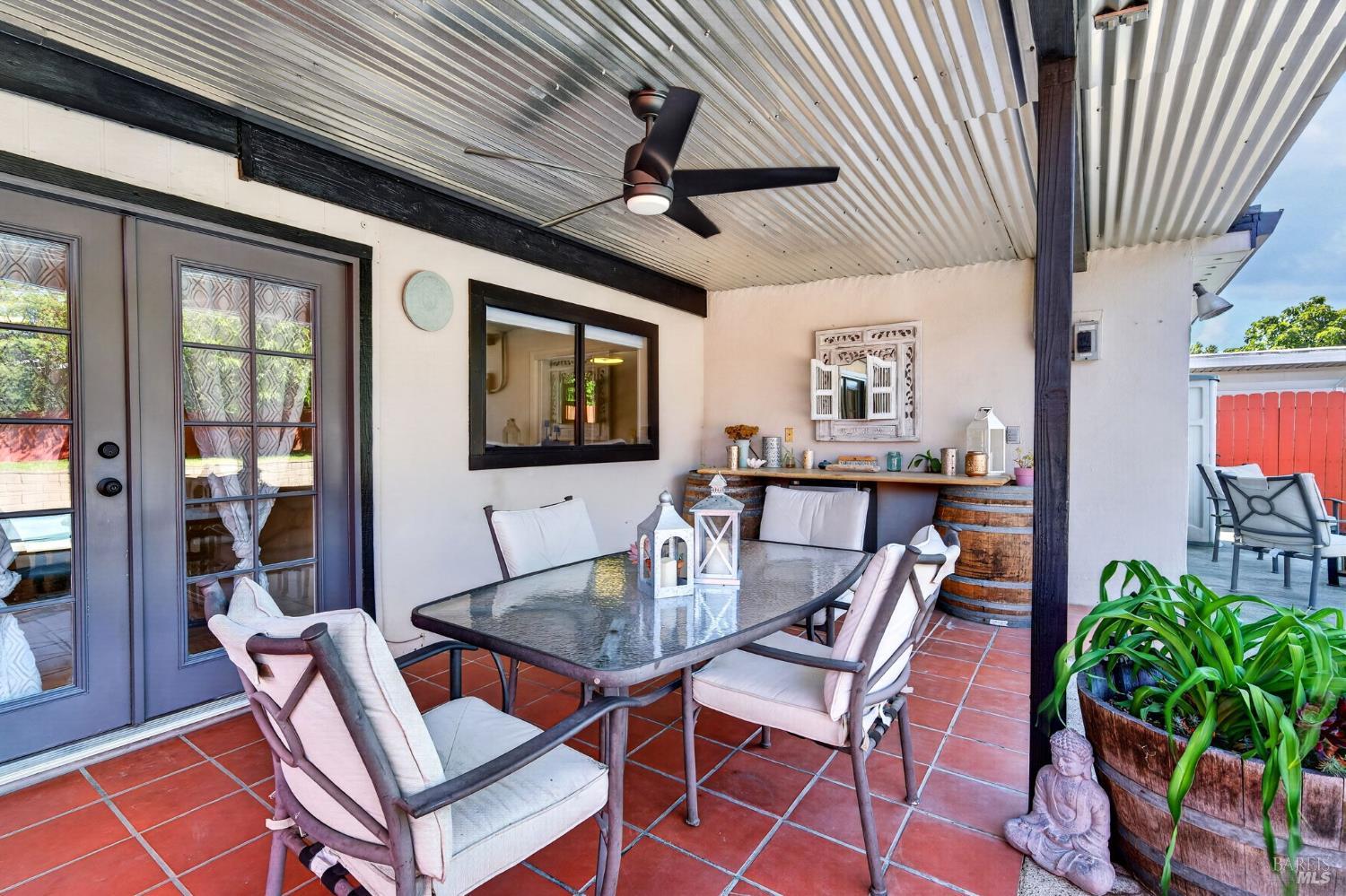 Detail Gallery Image 19 of 26 For 1898 Elm St, Ukiah,  CA 95482 - 2 Beds | 2 Baths