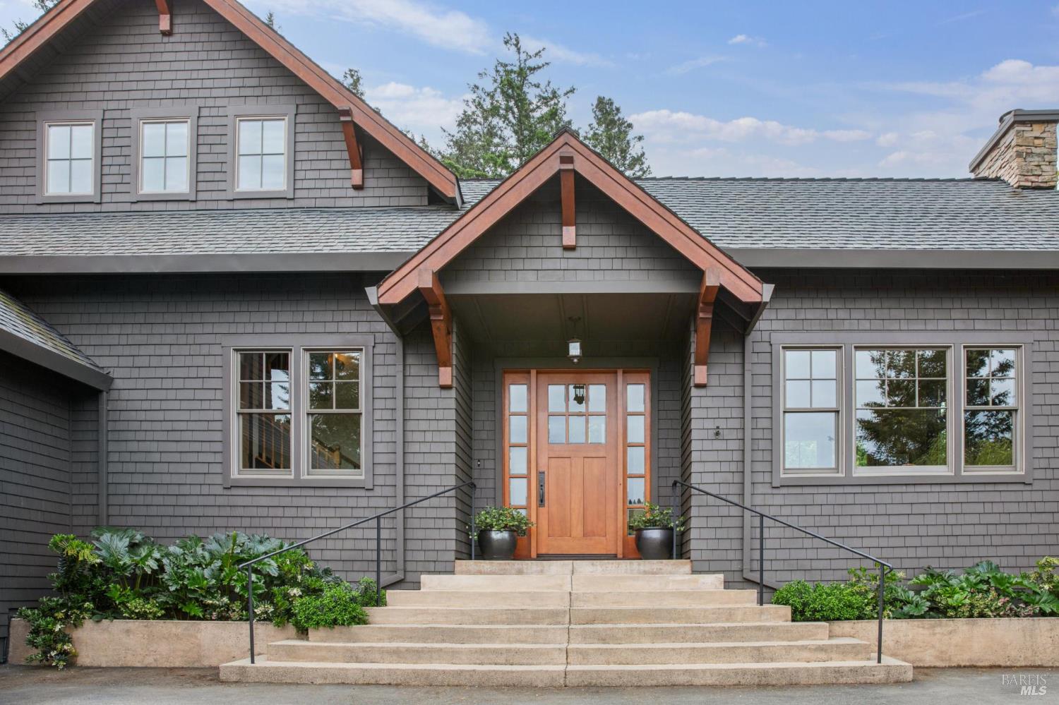 Detail Gallery Image 2 of 80 For 12 Chaparral Ln, San Geronimo,  CA 94963 - 4 Beds | 3/1 Baths