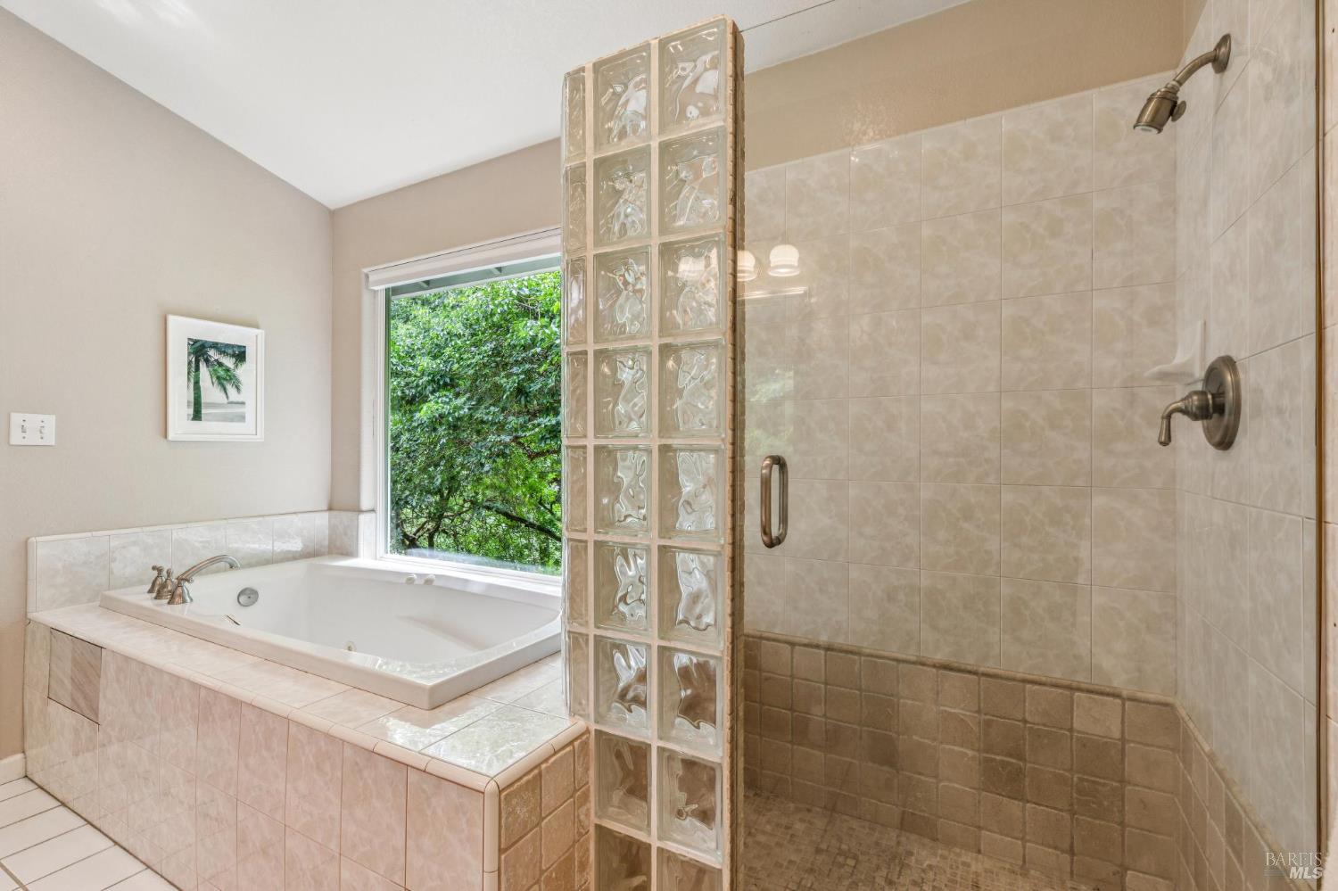 Detail Gallery Image 48 of 89 For 6601 Sir Francis Drake Blvd, Forest Knolls,  CA 94933 - 3 Beds | 2/1 Baths