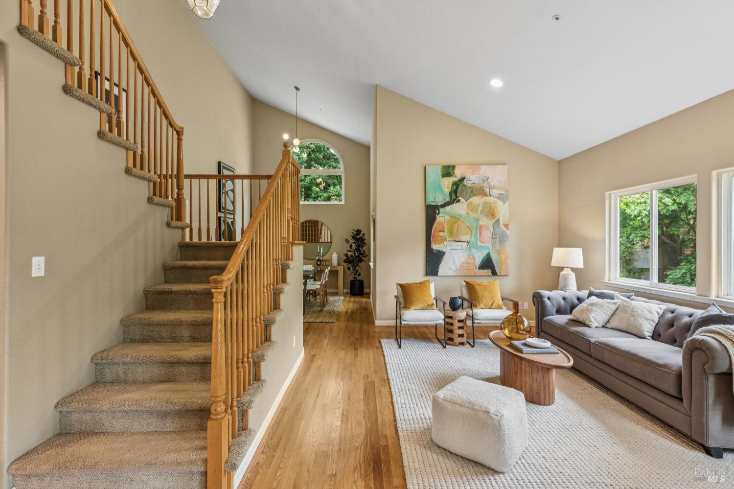 Detail Gallery Image 13 of 89 For 6601 Sir Francis Drake Blvd, Forest Knolls,  CA 94933 - 3 Beds | 2/1 Baths