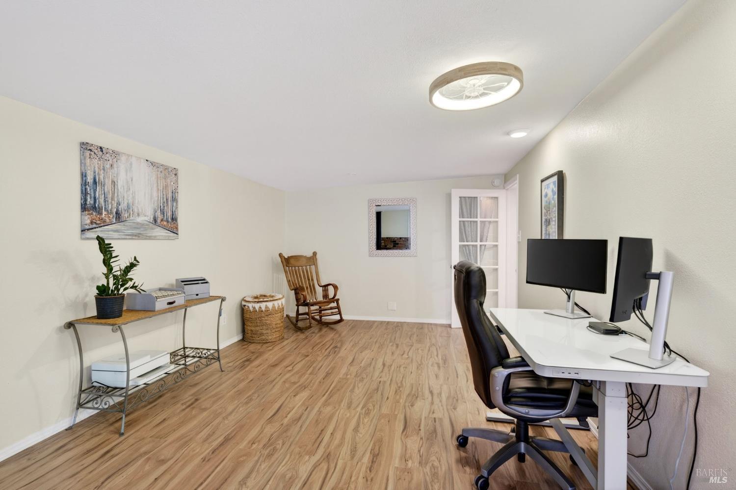 Detail Gallery Image 11 of 26 For 1898 Elm St, Ukiah,  CA 95482 - 2 Beds | 2 Baths