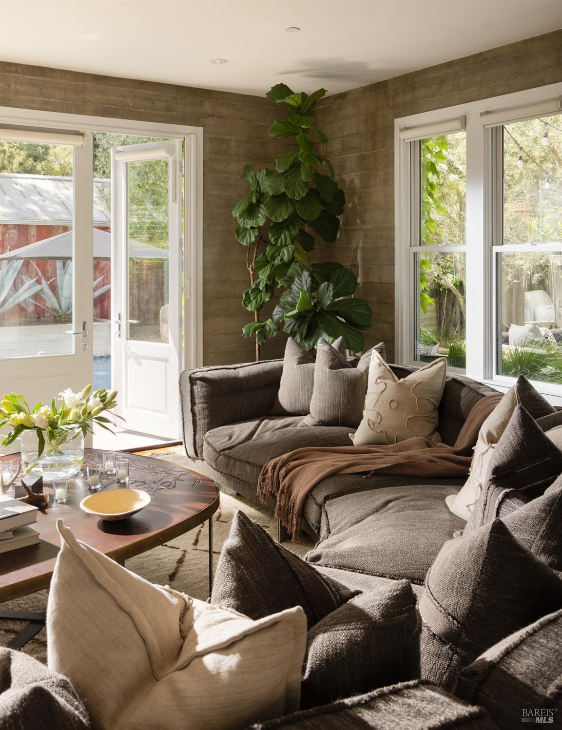 Detail Gallery Image 22 of 51 For 1331 Stockton St, Saint Helena,  CA 94574 - 3 Beds | 2/1 Baths