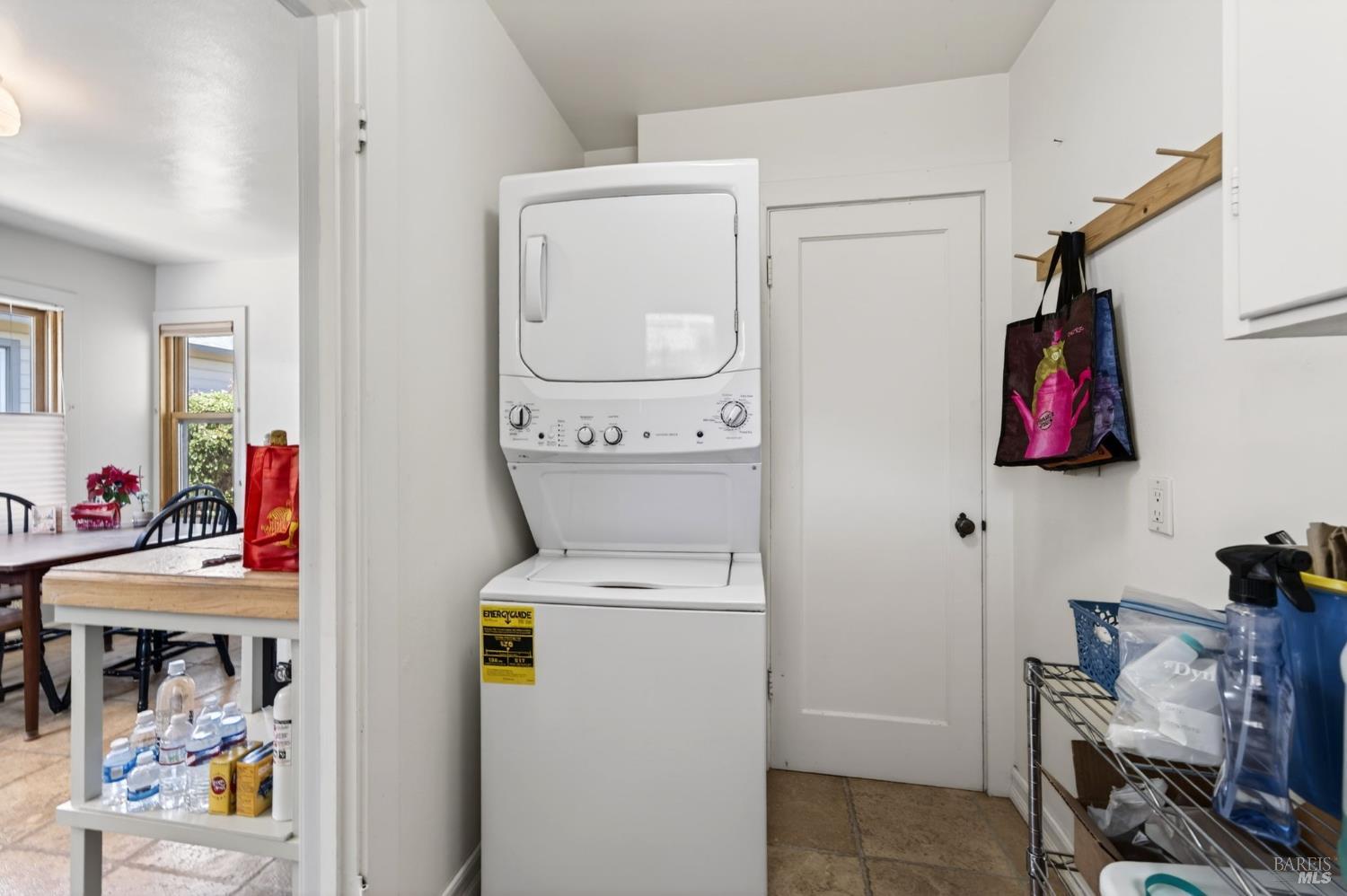 Detail Gallery Image 8 of 36 For 441 N Jefferson St, Cloverdale,  CA 95425 - 2 Beds | 1 Baths