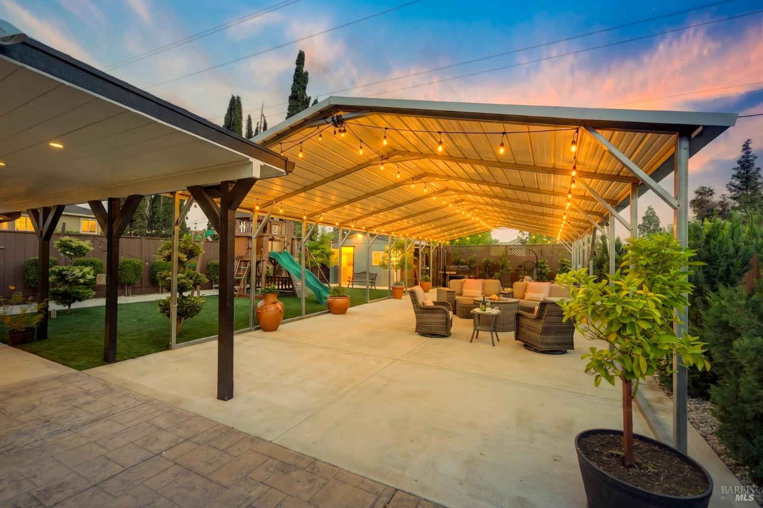 Detail Gallery Image 8 of 42 For 531 E Tennessee St, Fairfield,  CA 94533 - 3 Beds | 2 Baths