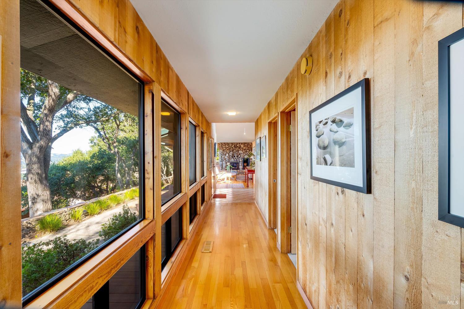 Detail Gallery Image 31 of 37 For 572 Montecito Blvd, Napa,  CA 94559 - 3 Beds | 3 Baths