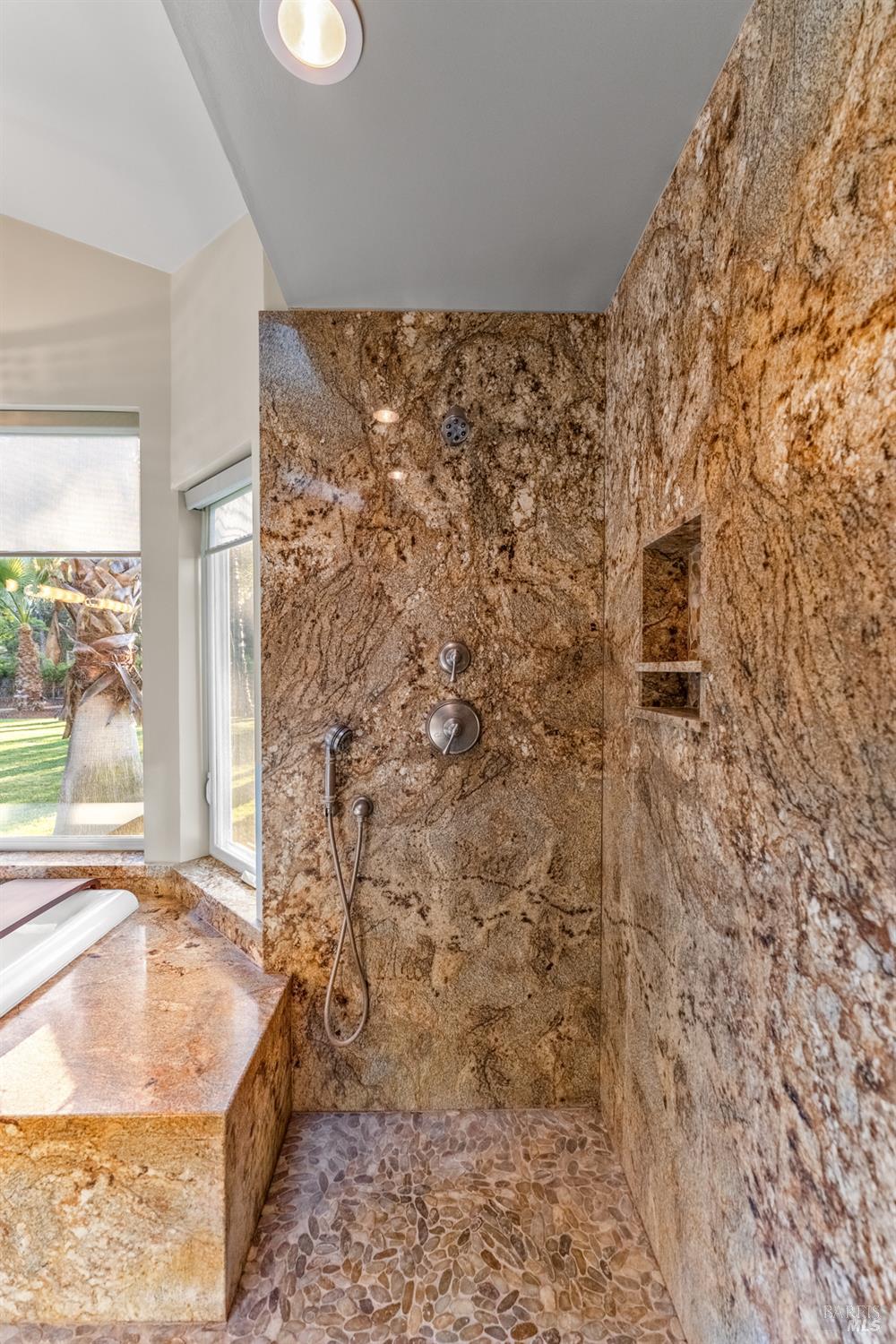 Detail Gallery Image 17 of 41 For 541 Sunset Dr, Angwin,  CA 94508 - 3 Beds | 2/1 Baths