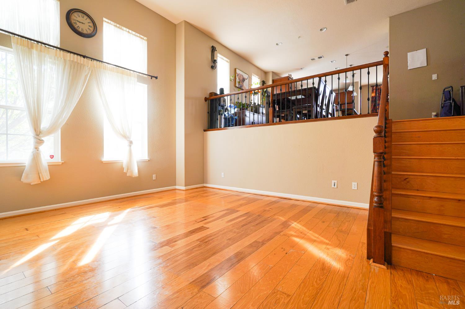 Detail Gallery Image 10 of 38 For 2740 Midtown Ln, Fairfield,  CA 94533 - 3 Beds | 2/1 Baths