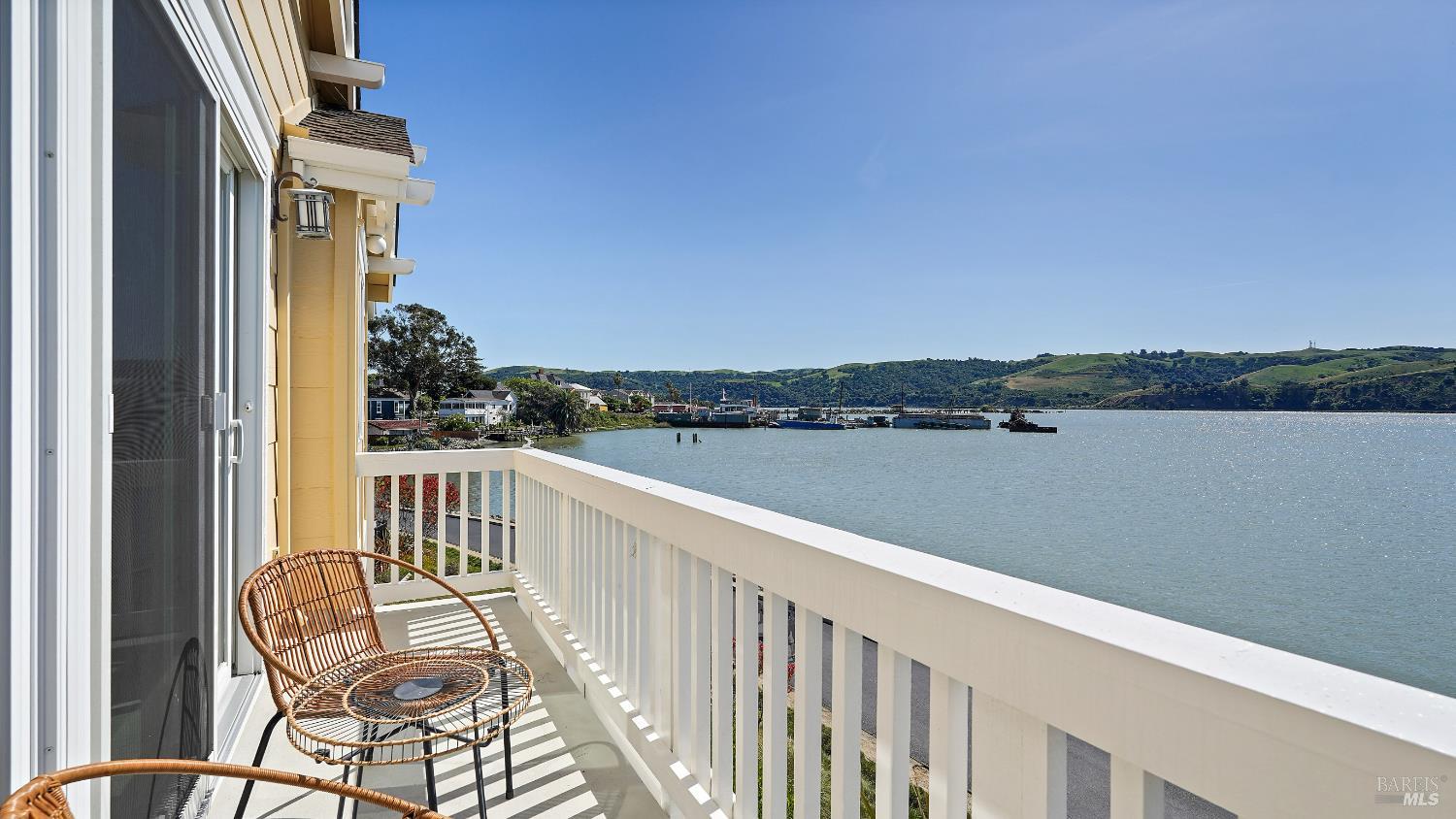 Detail Gallery Image 76 of 82 For 574 Anderson Ln, Benicia,  CA 94510 - 3 Beds | 2/1 Baths