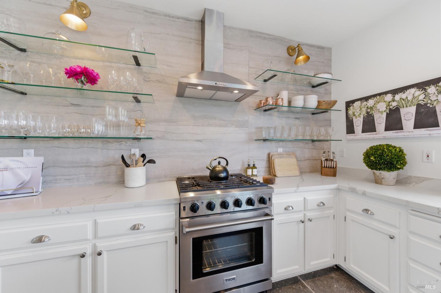 Detail Gallery Image 35 of 67 For 66 S Newport Dr, Napa,  CA 94559 - 4 Beds | 2/1 Baths