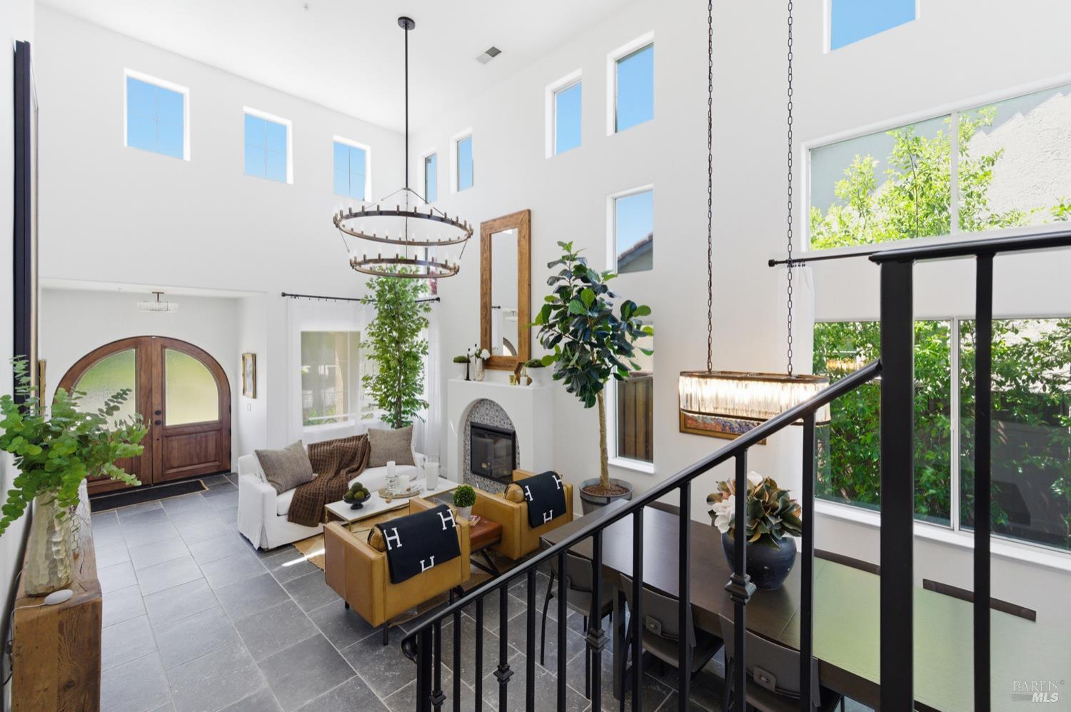 Detail Gallery Image 38 of 67 For 66 S Newport Dr, Napa,  CA 94559 - 4 Beds | 2/1 Baths