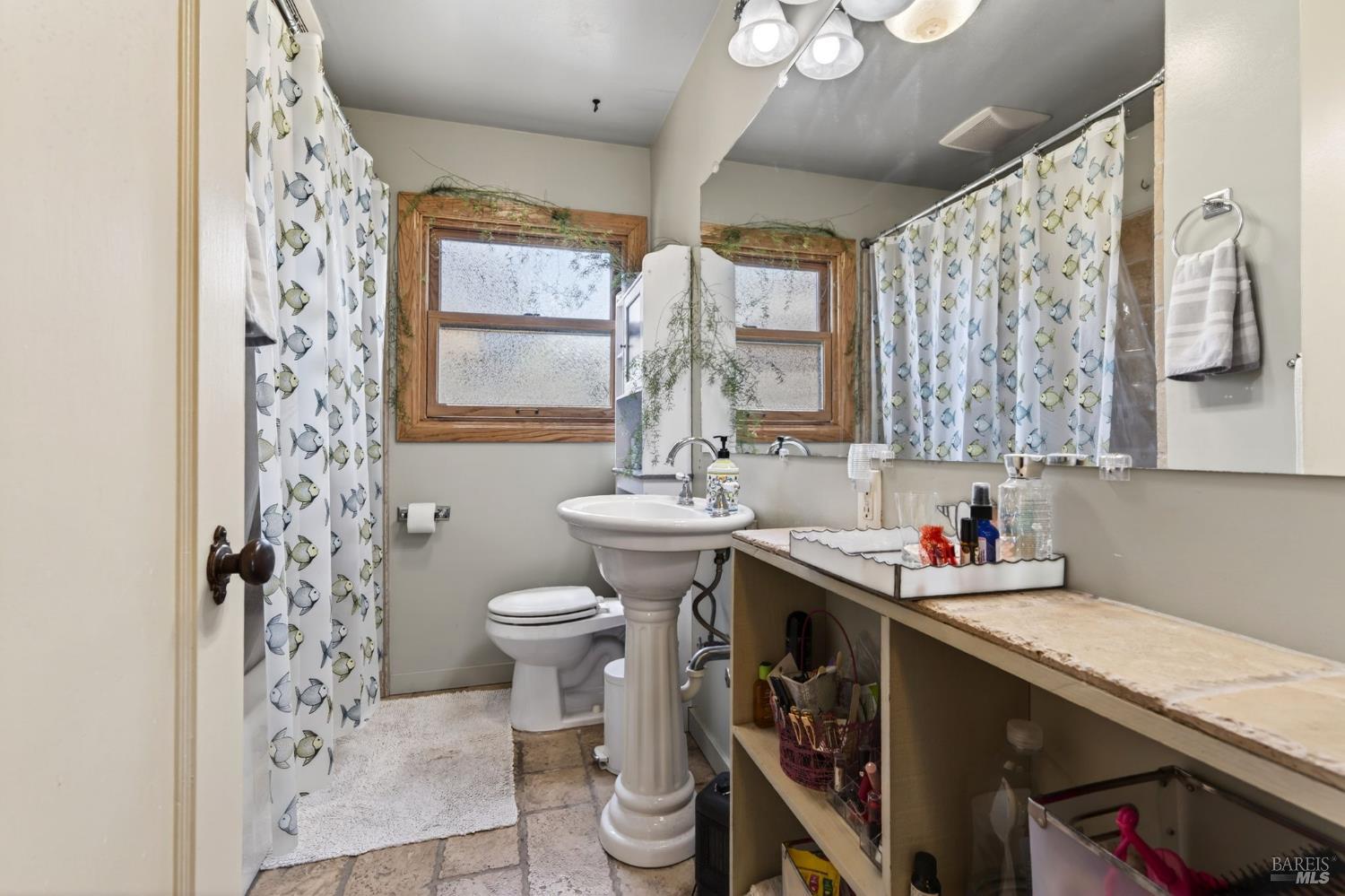 Detail Gallery Image 13 of 36 For 441 N Jefferson St, Cloverdale,  CA 95425 - 2 Beds | 1 Baths