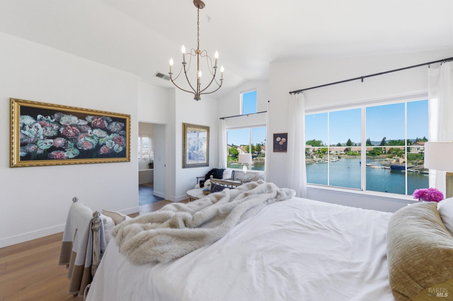 Detail Gallery Image 43 of 67 For 66 S Newport Dr, Napa,  CA 94559 - 4 Beds | 2/1 Baths