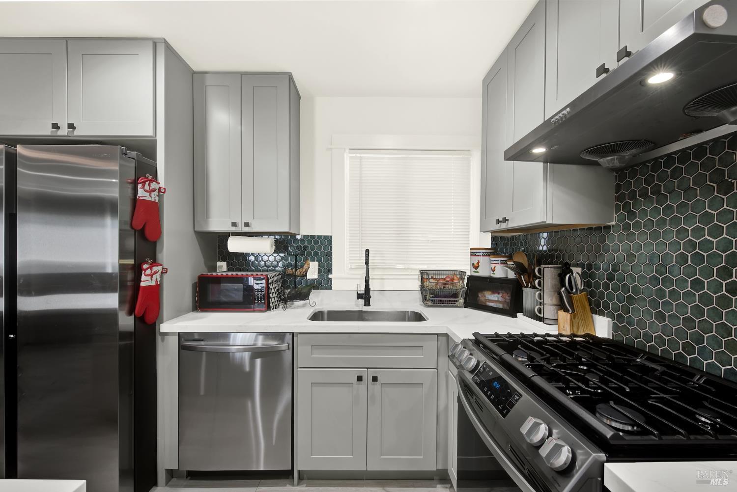 Detail Gallery Image 17 of 64 For 1600 Michigan St, Fairfield,  CA 94533 - 3 Beds | 2 Baths