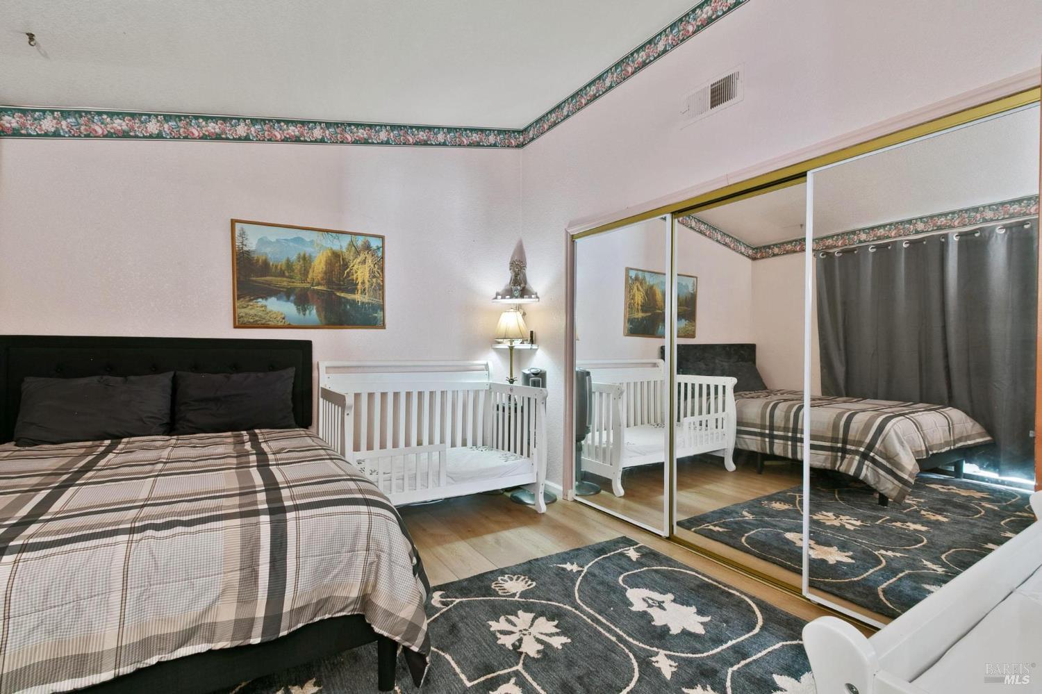 Detail Gallery Image 14 of 35 For 112 Sea Mist Dr, Vallejo,  CA 94591 - 4 Beds | 2/1 Baths