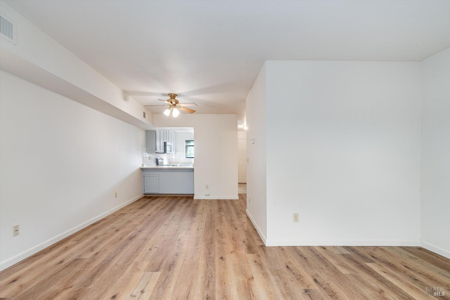 Detail Gallery Image 21 of 42 For 121 Elbridge Ave #B,  Cloverdale,  CA 95425 - 2 Beds | 2 Baths