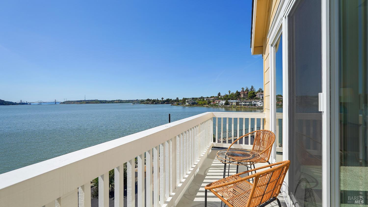 Detail Gallery Image 75 of 82 For 574 Anderson Ln, Benicia,  CA 94510 - 3 Beds | 2/1 Baths