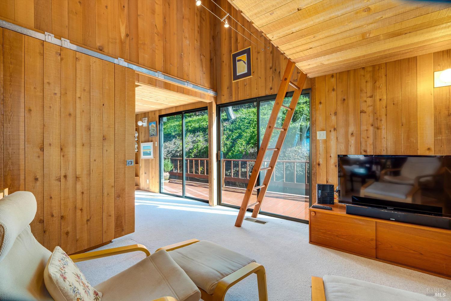 Detail Gallery Image 24 of 37 For 572 Montecito Blvd, Napa,  CA 94559 - 3 Beds | 3 Baths