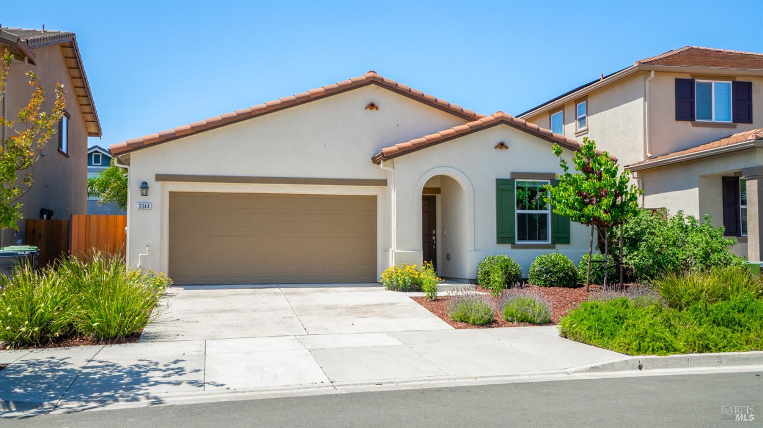 Detail Gallery Image 3 of 52 For 3044 Balance Cir, Fairfield,  CA 94533 - 3 Beds | 2 Baths