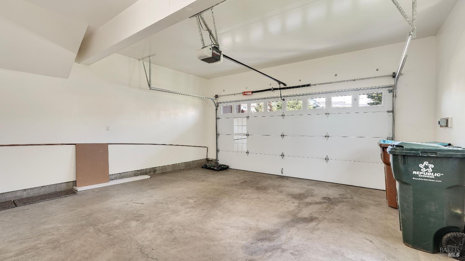 Detail Gallery Image 81 of 82 For 574 Anderson Ln, Benicia,  CA 94510 - 3 Beds | 2/1 Baths