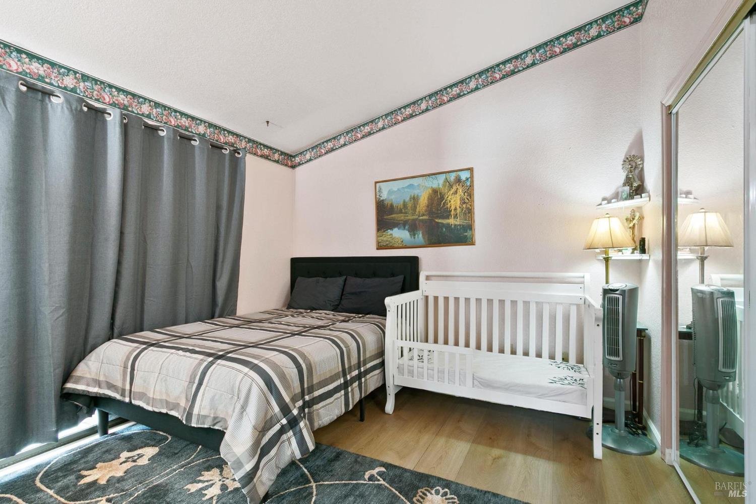 Detail Gallery Image 13 of 35 For 112 Sea Mist Dr, Vallejo,  CA 94591 - 4 Beds | 2/1 Baths