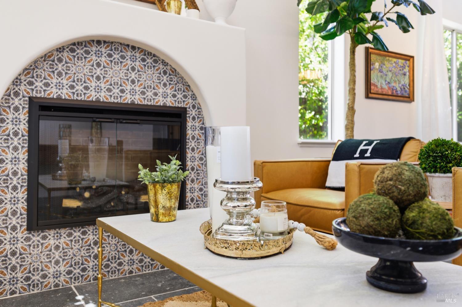 Detail Gallery Image 16 of 67 For 66 S Newport Dr, Napa,  CA 94559 - 4 Beds | 2/1 Baths