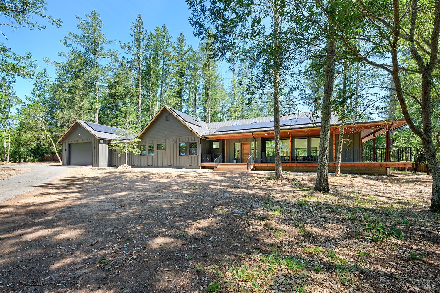 554 Shady Acres Lane photo 2