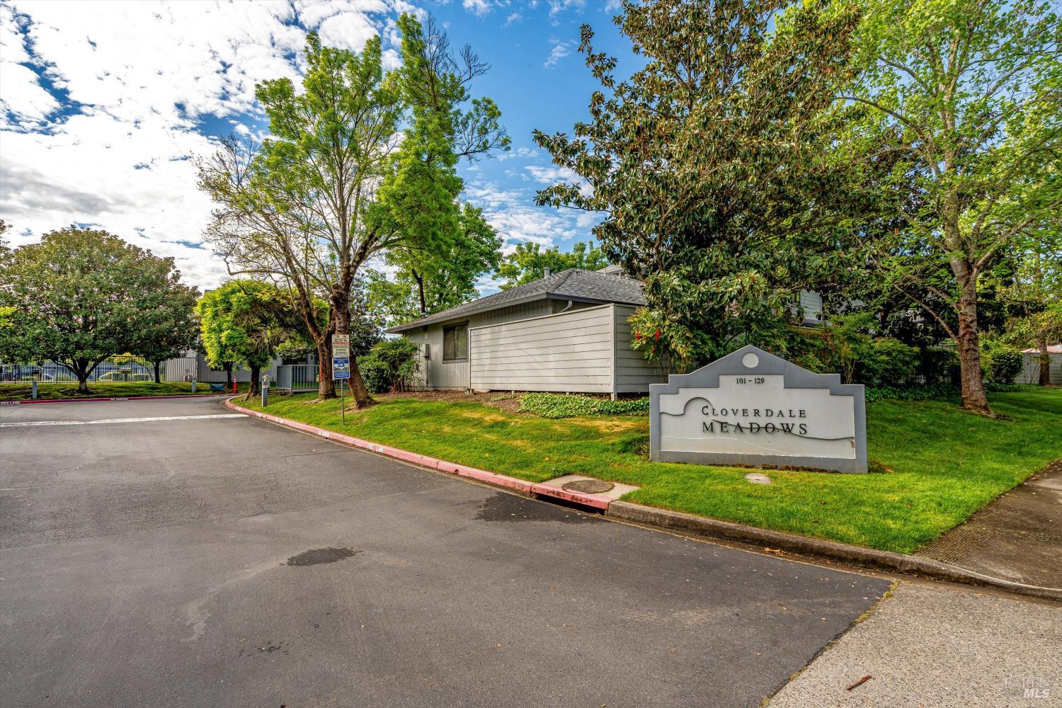 Detail Gallery Image 36 of 42 For 121 Elbridge Ave #B,  Cloverdale,  CA 95425 - 2 Beds | 2 Baths