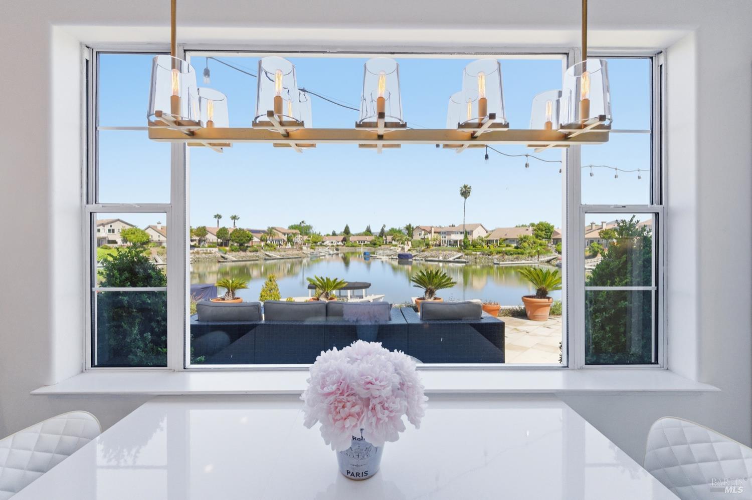 Detail Gallery Image 29 of 67 For 66 S Newport Dr, Napa,  CA 94559 - 4 Beds | 2/1 Baths