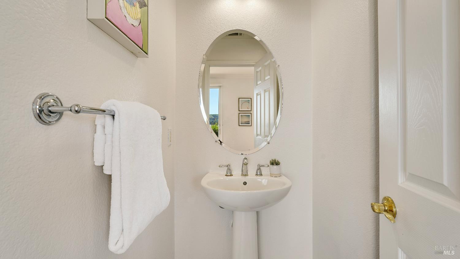 Detail Gallery Image 29 of 82 For 574 Anderson Ln, Benicia,  CA 94510 - 3 Beds | 2/1 Baths