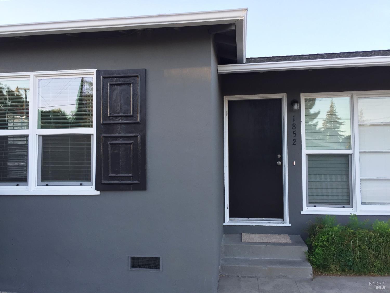 Detail Gallery Image 7 of 8 For 1850 Laurel St, Napa,  CA 94559 - – Beds | – Baths