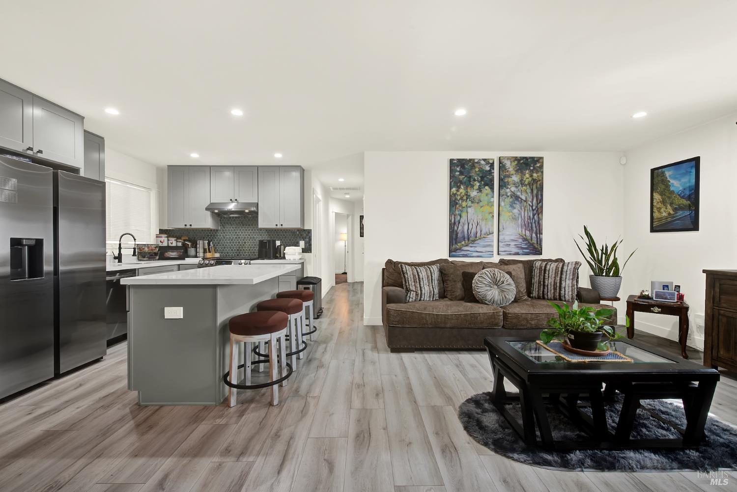 Detail Gallery Image 8 of 64 For 1600 Michigan St, Fairfield,  CA 94533 - 3 Beds | 2 Baths