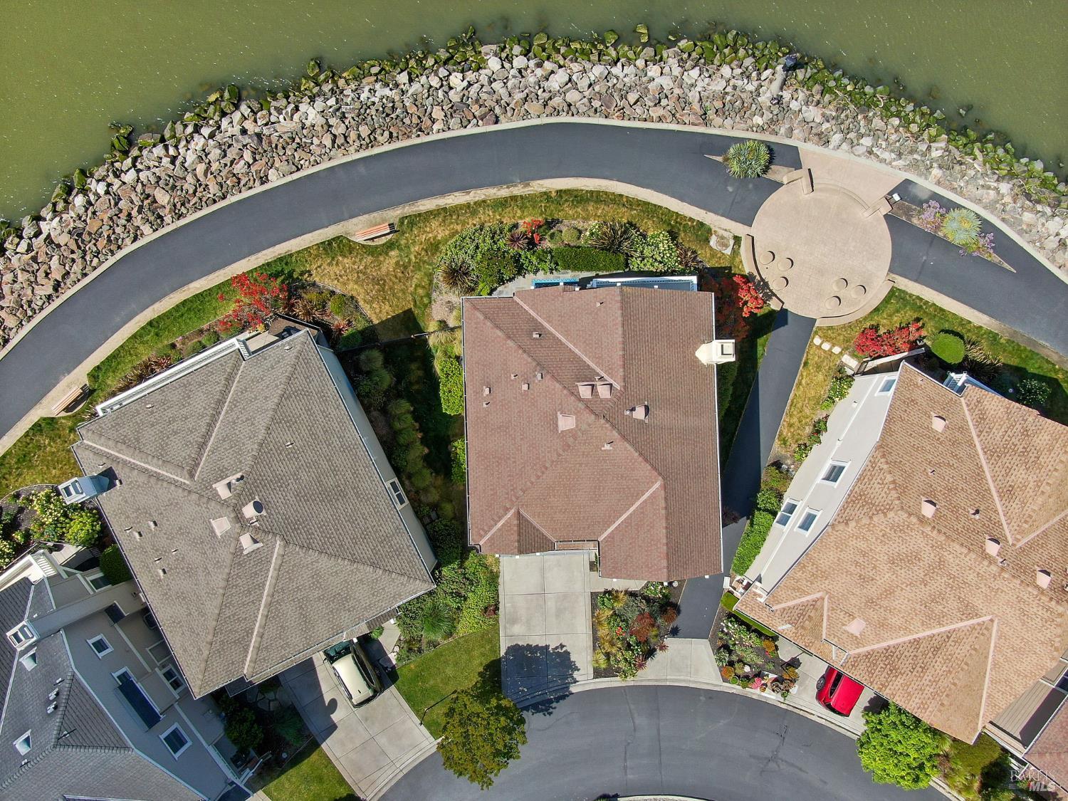 Detail Gallery Image 7 of 82 For 574 Anderson Ln, Benicia,  CA 94510 - 3 Beds | 2/1 Baths