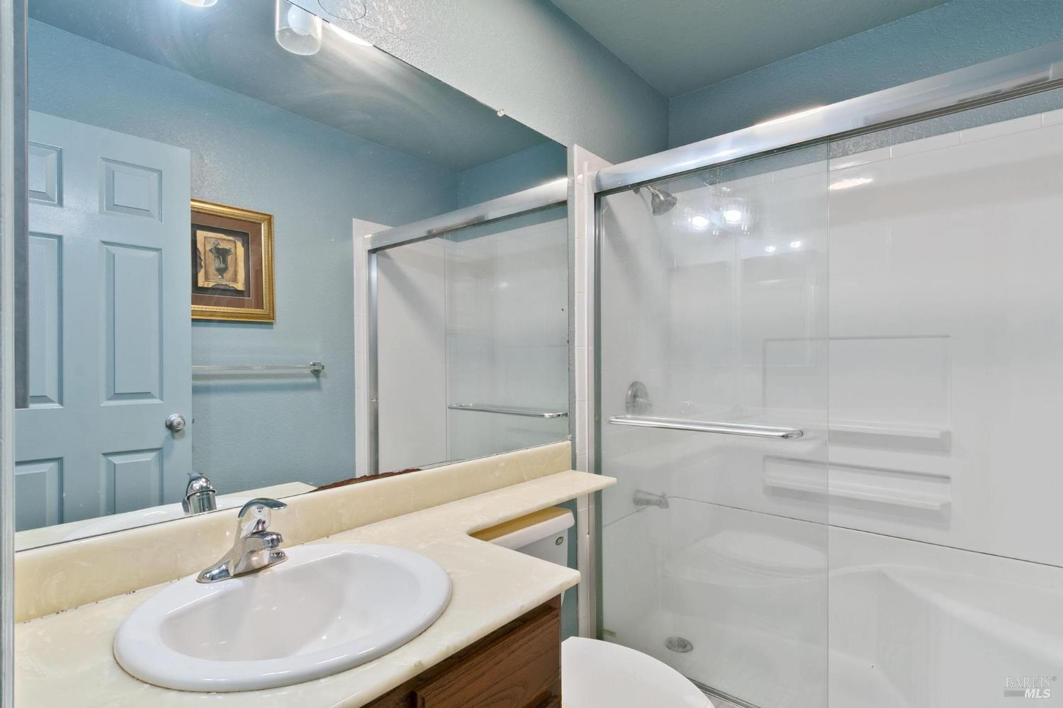 Detail Gallery Image 22 of 35 For 112 Sea Mist Dr, Vallejo,  CA 94591 - 4 Beds | 2/1 Baths