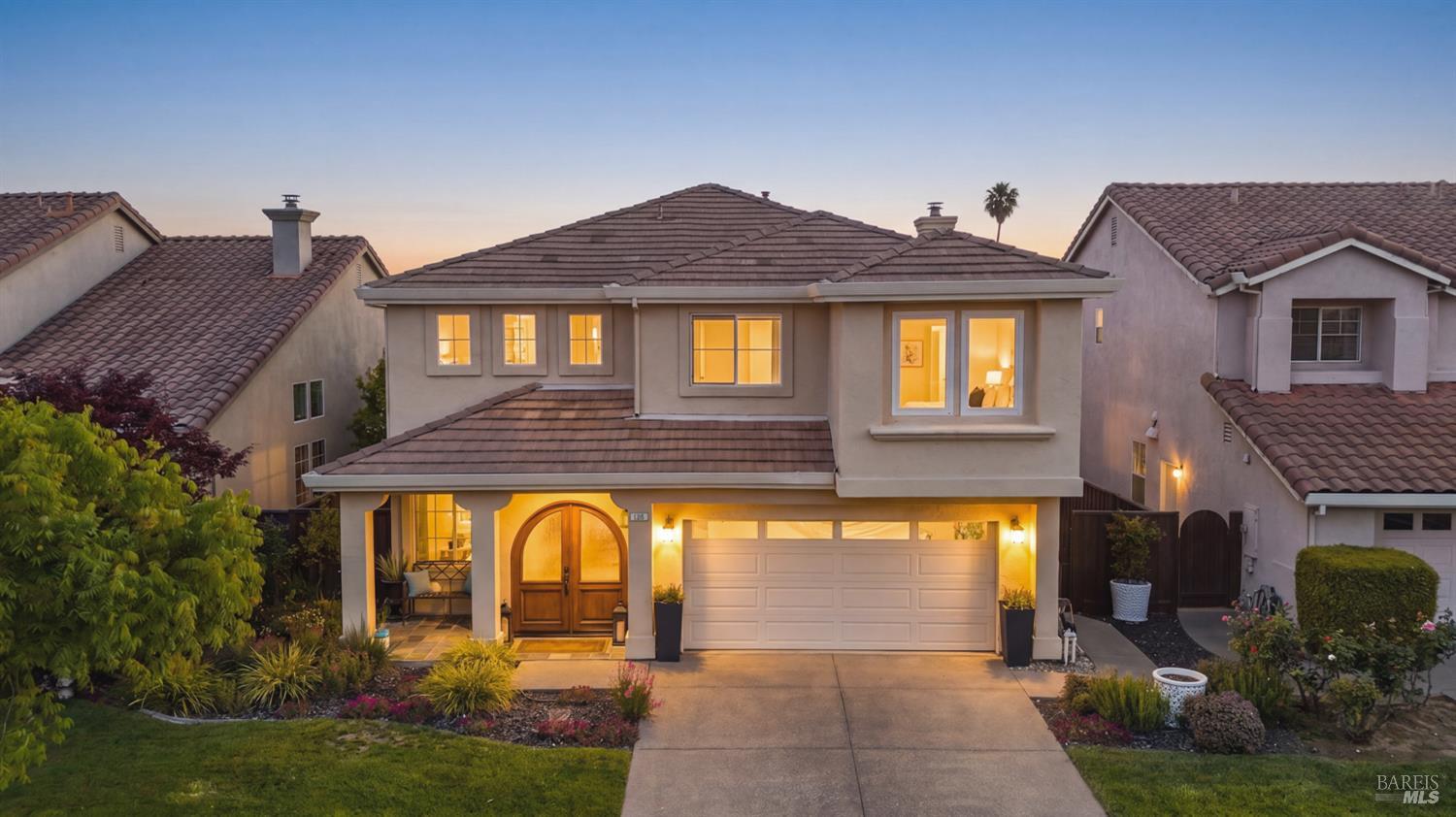 Detail Gallery Image 7 of 67 For 66 S Newport Dr, Napa,  CA 94559 - 4 Beds | 2/1 Baths