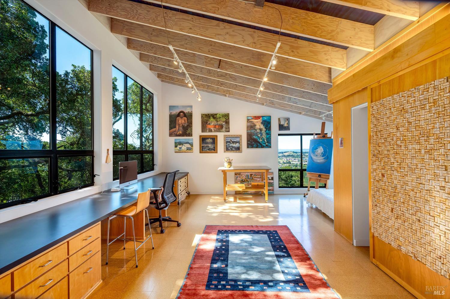 Detail Gallery Image 33 of 37 For 572 Montecito Blvd, Napa,  CA 94559 - 3 Beds | 3 Baths