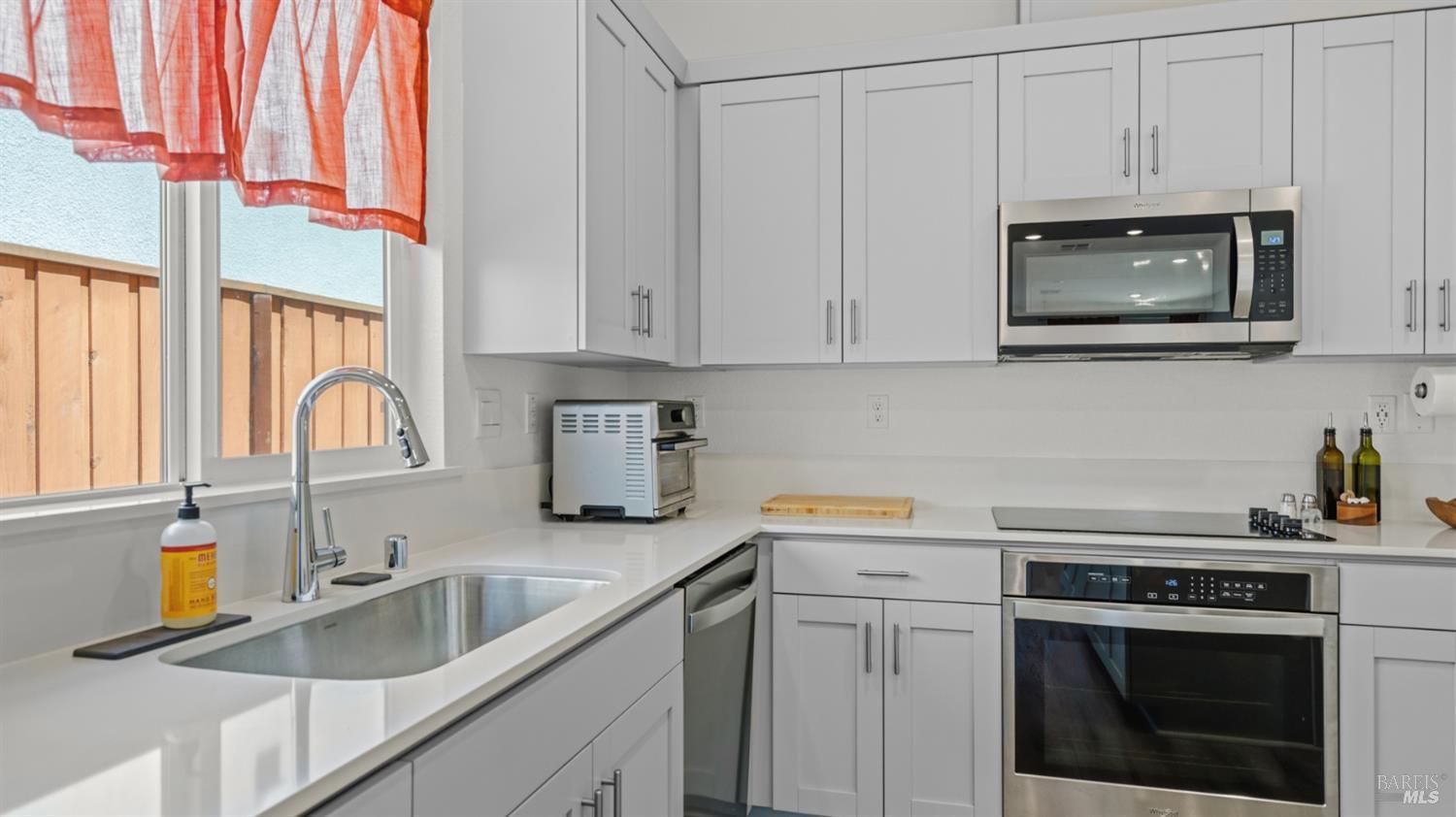 Detail Gallery Image 9 of 52 For 3044 Balance Cir, Fairfield,  CA 94533 - 3 Beds | 2 Baths