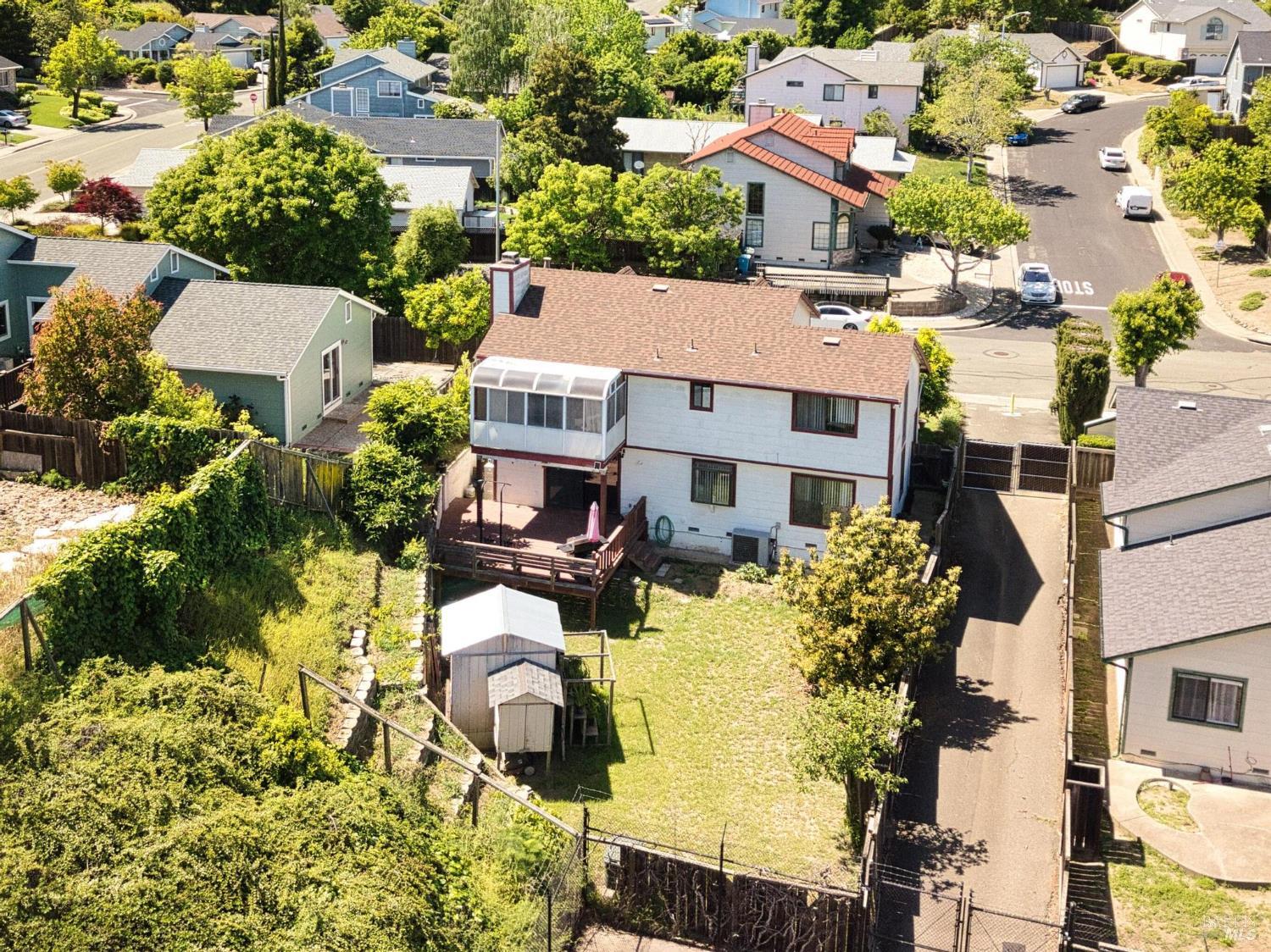 Detail Gallery Image 31 of 35 For 112 Sea Mist Dr, Vallejo,  CA 94591 - 4 Beds | 2/1 Baths