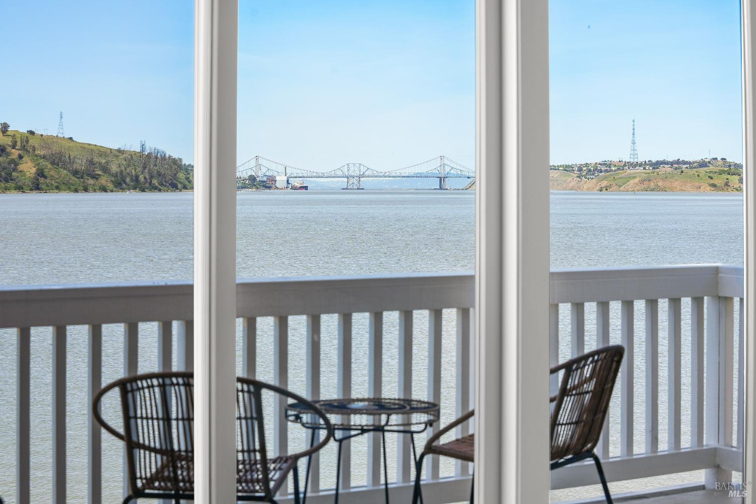 Detail Gallery Image 46 of 82 For 574 Anderson Ln, Benicia,  CA 94510 - 3 Beds | 2/1 Baths