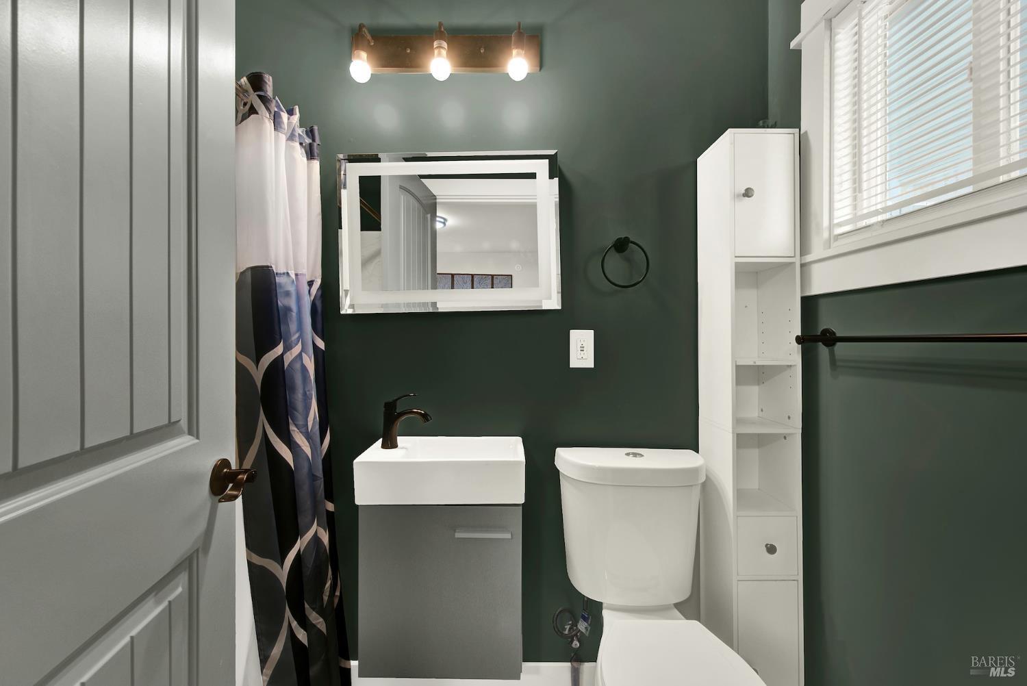 Detail Gallery Image 36 of 64 For 1600 Michigan St, Fairfield,  CA 94533 - 3 Beds | 2 Baths