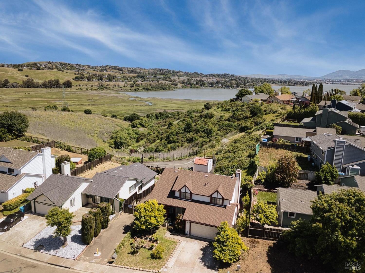 Detail Gallery Image 30 of 35 For 112 Sea Mist Dr, Vallejo,  CA 94591 - 4 Beds | 2/1 Baths