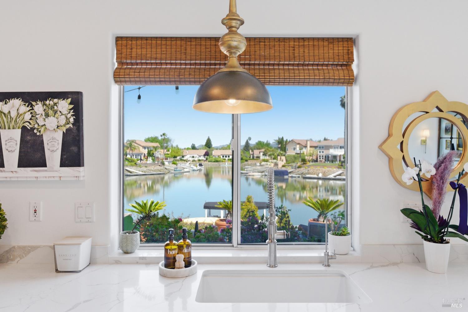 Detail Gallery Image 34 of 67 For 66 S Newport Dr, Napa,  CA 94559 - 4 Beds | 2/1 Baths