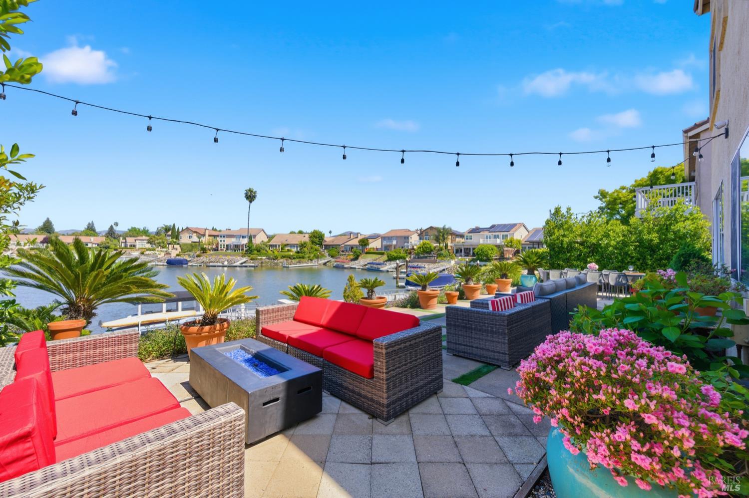 Detail Gallery Image 61 of 67 For 66 S Newport Dr, Napa,  CA 94559 - 4 Beds | 2/1 Baths