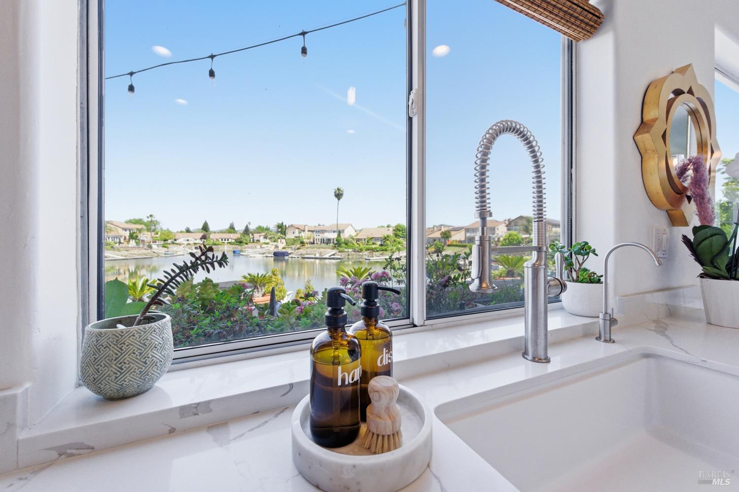 Detail Gallery Image 37 of 67 For 66 S Newport Dr, Napa,  CA 94559 - 4 Beds | 2/1 Baths