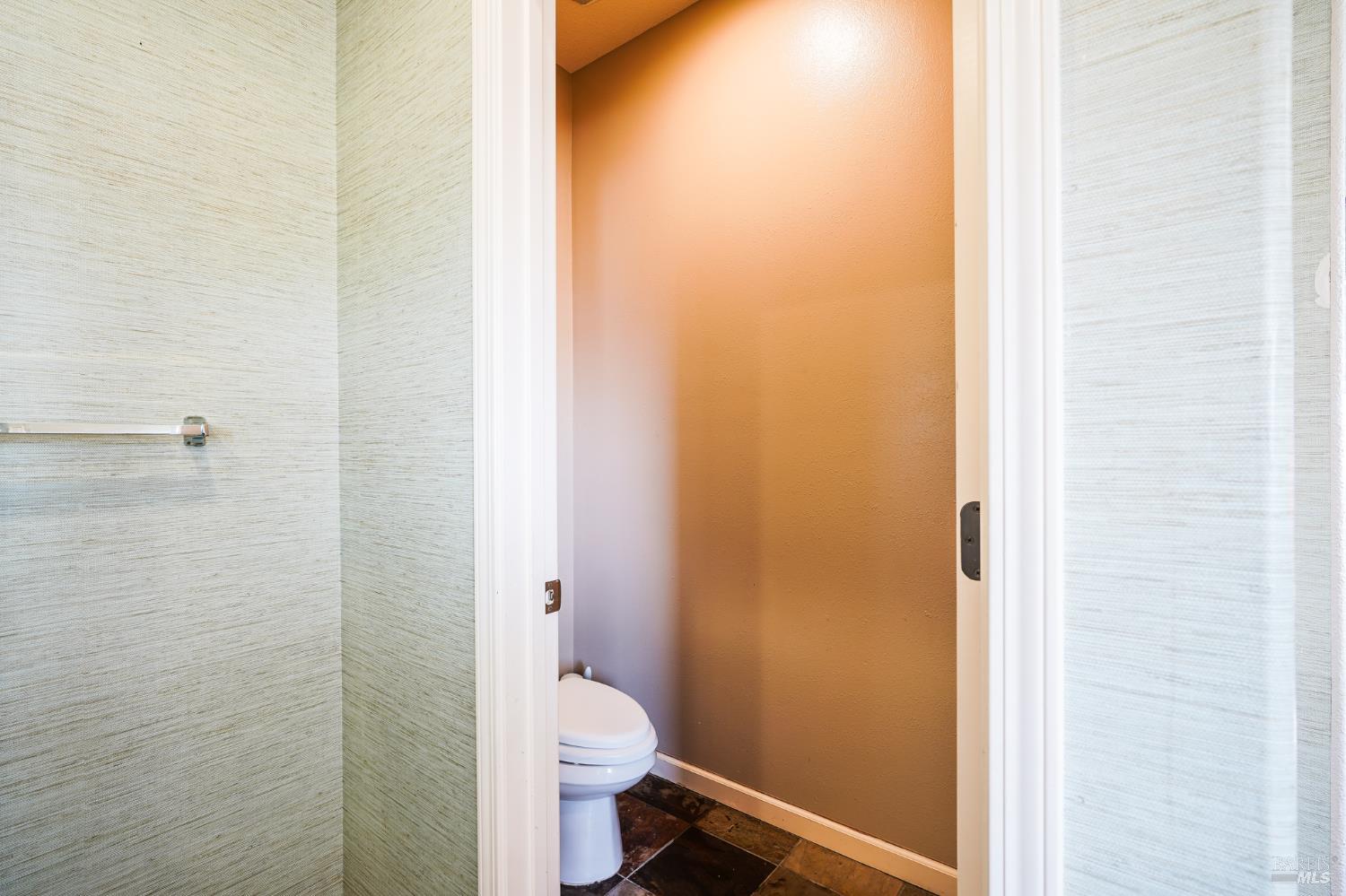 Detail Gallery Image 34 of 38 For 2740 Midtown Ln, Fairfield,  CA 94533 - 3 Beds | 2/1 Baths