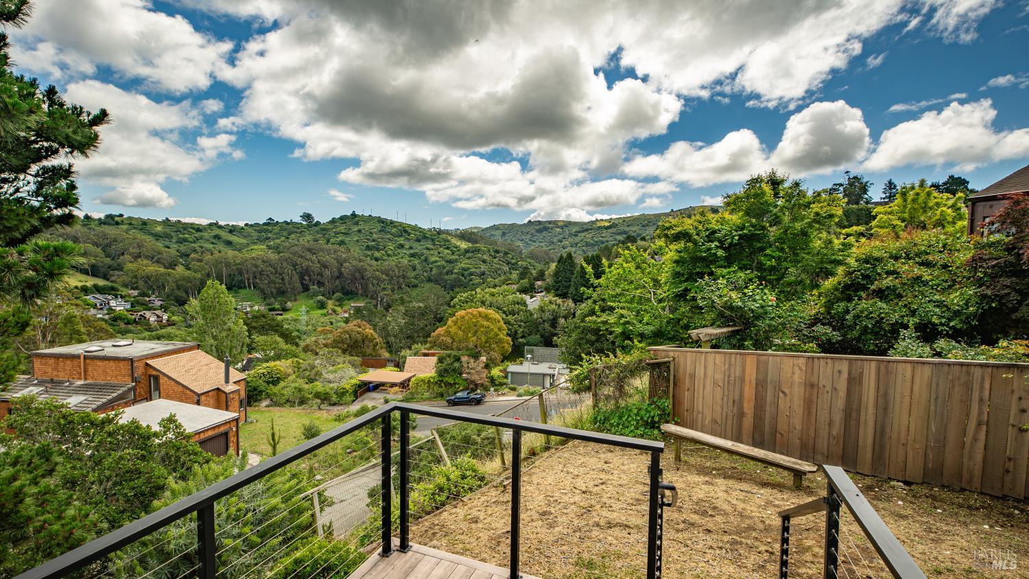 Detail Gallery Image 26 of 29 For 303 Bristol Pl, Mill Valley,  CA 94941 - 3 Beds | 2 Baths